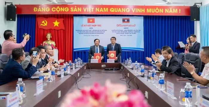 Ký kết hợp tác giữa Trường Đại học Phan Thiết và Sở Giáo dục và Thể thao tỉnh Sekong.
