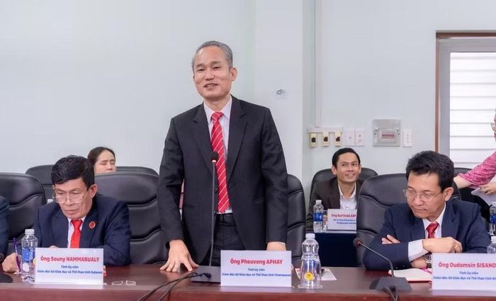 Ông Phouvong APHAY phát biểu tại Lễ ký kết.