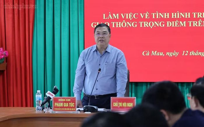Phó Thủ tướng Thường trực yêu cầu các chủ đầu tư, nhà thầu tiếp tục tổ chức thi công hiệu quả, đưa các tuyến đường vào khai thác - Ảnh: CP