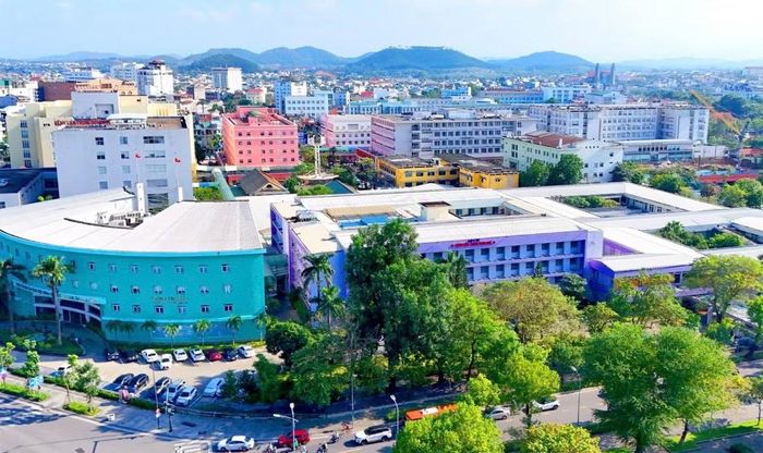 Công ty Việt Mỹ trúng 8 gói thầu cung cấp thiết bị, vật tư sửa chữa và thay thế thiết bị y tế tại Bệnh viện Trung ương Huế từ năm 2018 đến đầu năm 2026. Nguồn ảnh Internet
