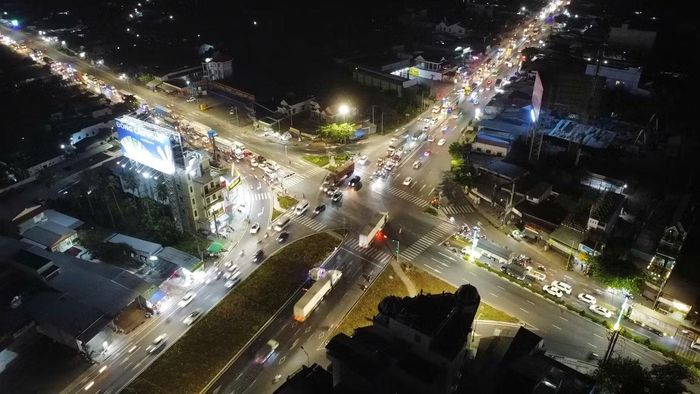 Nút giao Đồng Tâm thường xuyên ùn tắc khi cầu Rạch Miễu 2 khánh thành.