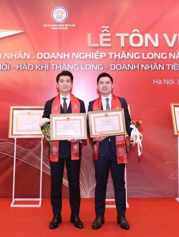 Hai con trai của ông Đỗ Quang Hiển đang dần tiếp nối sự nghiệp gia đình. Ảnh: Internet.