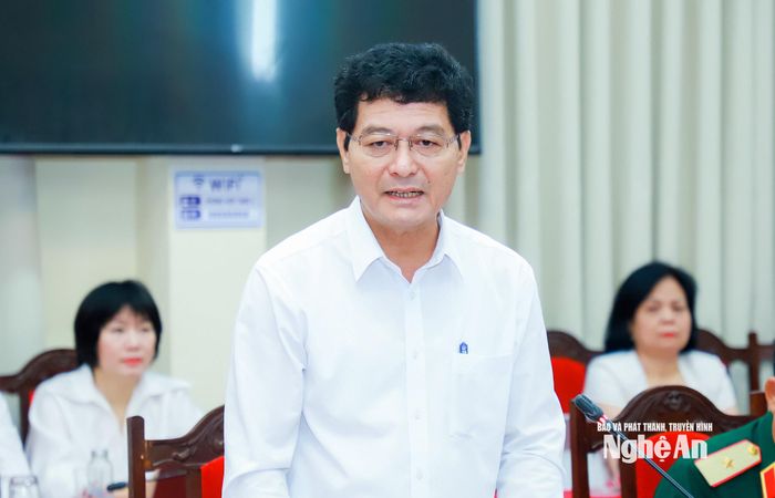 Đồng chí Phạm Trọng Hoàng - Ủy viên Ban Thường vụ, Trưởng ban Tổ chức Tỉnh ủy phát biểu tại hội nghị. Ảnh: Thành Duy