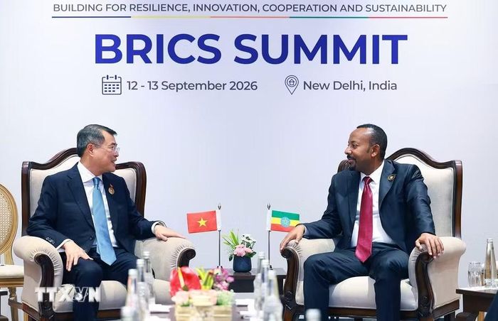Thủ tướng Lê Minh Hưng gặp Thủ tướng Ethiopia Abiy Ahmed. (Ảnh: Dương Giang/TTXVN)