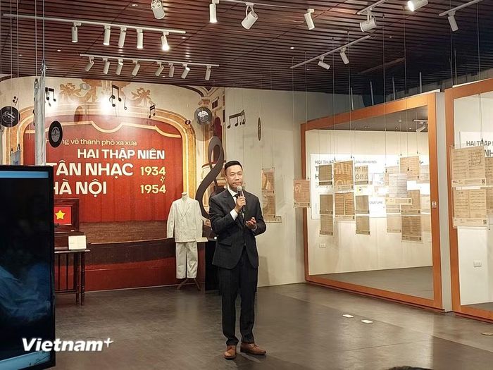 Nhà nghiên cứu Nguyễn Trương Quý chia sẻ tại tọa đàm. (Ảnh: Minh Thu/Vietnam+)