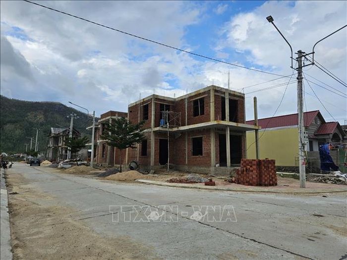 Khu tái định cư vùng thiên tai xã Cát Tiến cách xa điểm sạt lở núi Cấm, xã Cát Tiến, tỉnh Gia Lai.