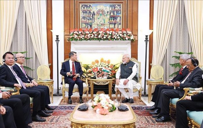 Thủ tướng Lê Minh Hưng gặp Thủ tướng Cộng hòa Ấn Độ Narendra Modi. Ảnh: Dương Giang/TTXVN
