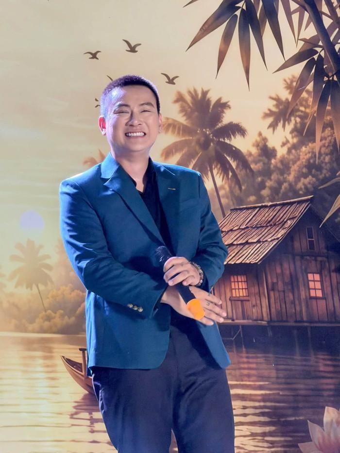 Hoài Lâm nhận được sự yêu mến từ nhiều khán giả. 