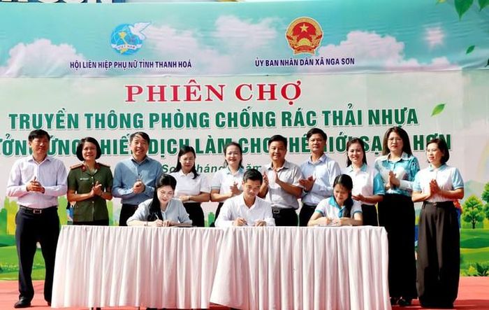 Các hoạt động truyền thông và ký cam kết phòng chống rác thải nhựa tại sự kiện phát động