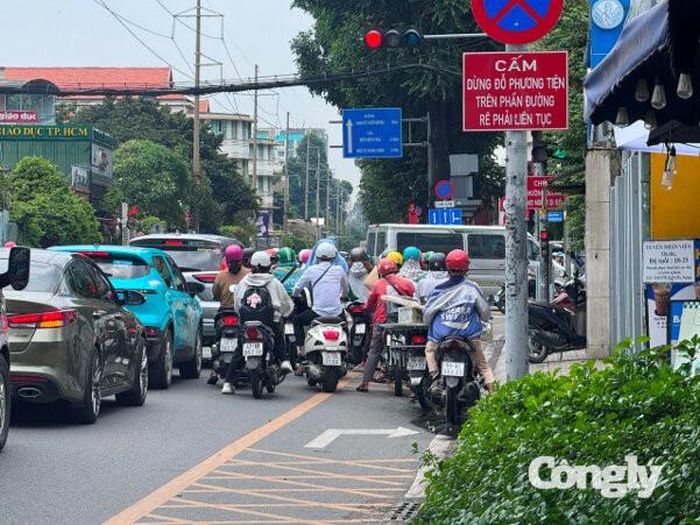 Đèn tín hiệu giao thông tại TP.HCM được điều khiển linh hoạt theo tình hình lưu lượng phương tiện.