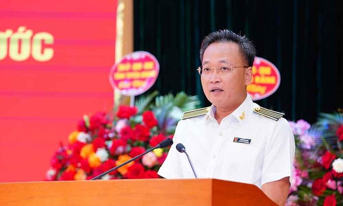  Tổng Kiểm toán Nhà nước Nguyễn Hữu Nghĩa phát biểu tại hội nghị. 