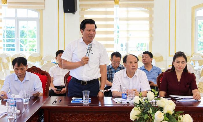  Lãnh đạo Báo và Phát thanh, Truyền hình Bắc Ninh góp ý về công tác tuyên truyền, trang trí trước Đại hội. 