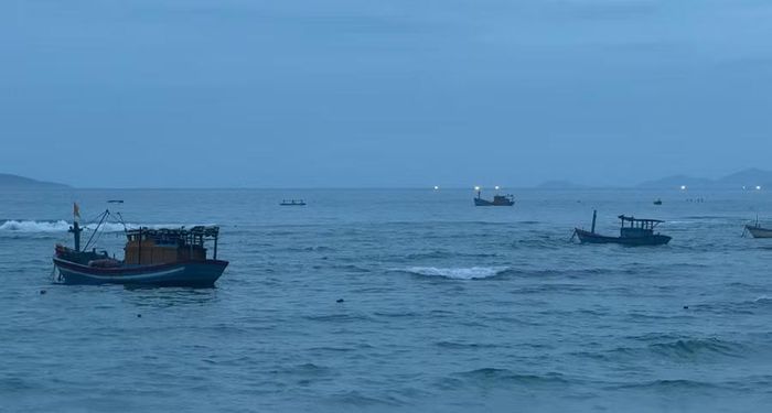 Vùng biển Gia Lai tiếp tục có mưa rào và giông. Ảnh: Phương Vi