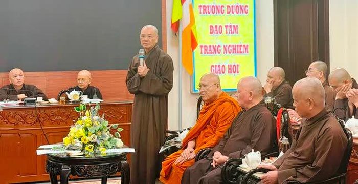 Hòa thượng Thích Huệ Phước phát biểu
