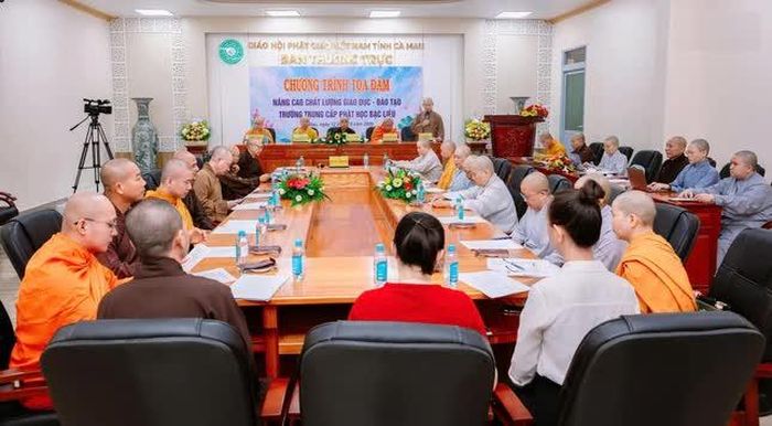 Quang cảnh buổi tọa đàm 