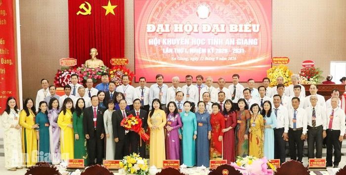 Đại hội chúc mừng Ban chấp hành Hội Khuyến học tỉnh An Giang nhiệm kỳ 2026-2031. Ảnh: Báo An Giang
