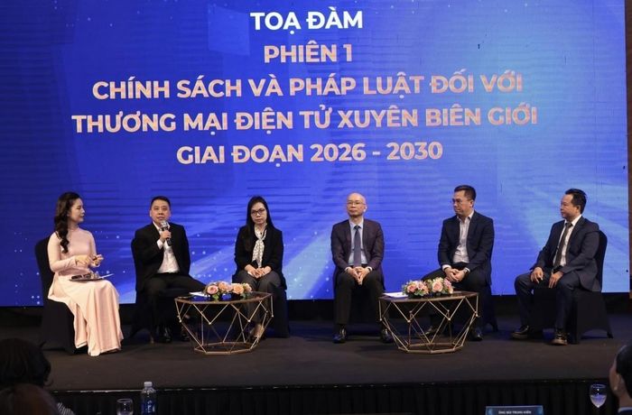 Doanh nghiệp Việt Nam khảo sát thực tế hệ sinh thái thương mại điện tử xuyên biên giới nhằm tìm hiểu cách thức vận hành, logistics và kết nối thị trường quốc tế. Ảnh: Bộ Công Thương