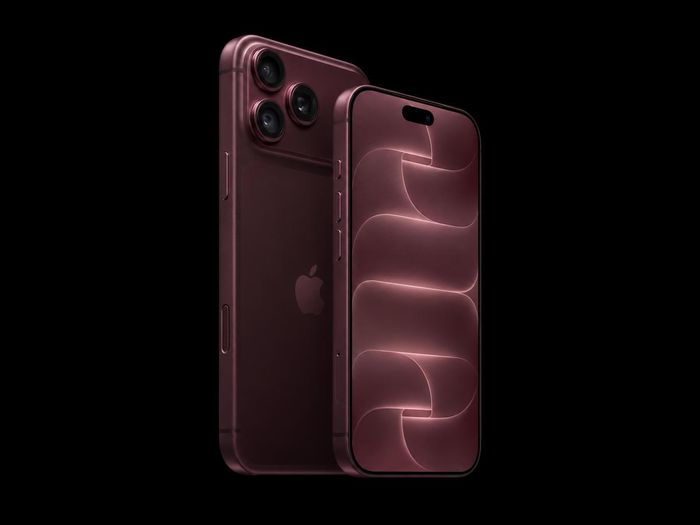 iPhone 18 Pro và iPhone 18 Pro Max màu Burgundy, với thiết kế mặt trước và mặt sau. Ảnh: Apple.