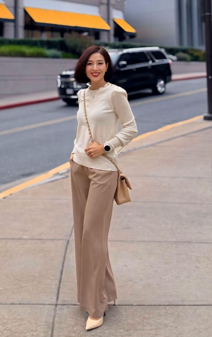 "Tôi nghĩ khi gia đình đã viên mãn, giờ là lúc tôi có thể tiếp tục niềm đam mê học thuật và đóng góp cho xã hội bằng kiến thức về lối sống để có một cộng đồng khoẻ đẹp từ gốc", cô nói.