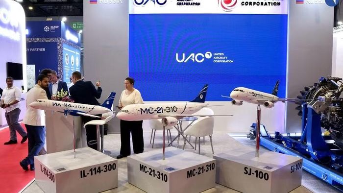 "Một ví dụ điển hình về sự hợp tác này là dự án nội địa hóa sản xuất SJ-100 của chúng tôi với Tập đoàn HAL. Đến nay UAC đã đạt được hơn 80% thỏa thuận cấp phép và dự kiến ​​sẽ sớm ký kết".