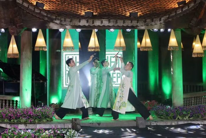 Tên gọi “Khai Văn” gợi mở quá trình hoàn thiện con người bằng tri thức và đạo học.