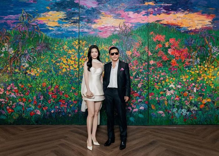 Diễn viên Trần Bảo Sơn và á hậu Lâm Bích Tuyền cùng đến chúc mừng Đỗ Mạnh Cường. Bộ phim đầu tay của Trần Bảo Sơn trong vai trò đạo diễn sắp được ra mắt trong thời gian tới có sự tham gia của á hậu Lâm Bích Tuyền