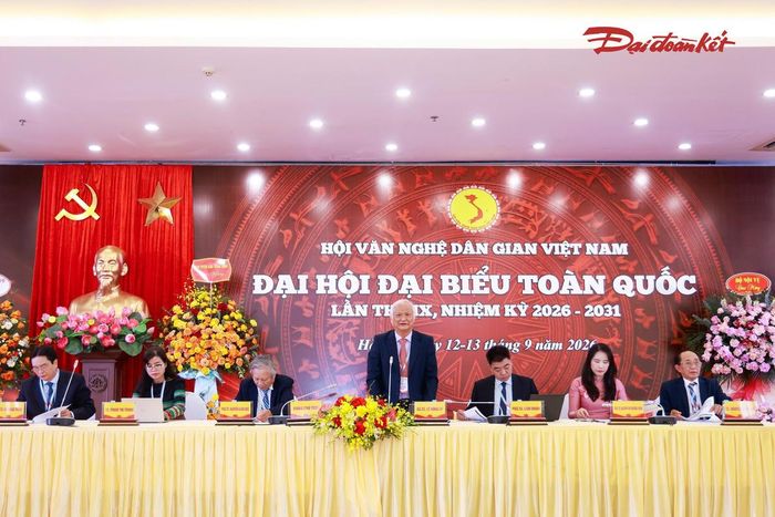 Đoàn Chủ tịch điều hành Đại hội. Ảnh: Quang Vinh.
