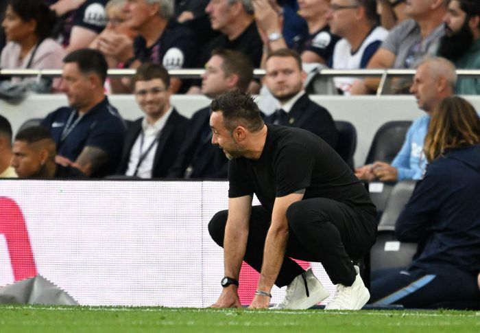 Dàn tân binh đắt giá không thể giúp Tottenham ghi bàn trước Everton.