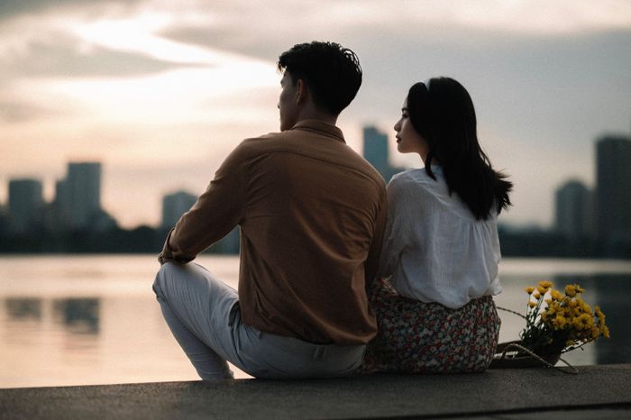  Ngay cả khi đã ở bên nhau hàng chục năm, các cặp đôi có tình cảm bền chặt vẫn tiếp tục khám phá nhau. Ảnh: Nguyễn Quang Bảo/Pexels. 