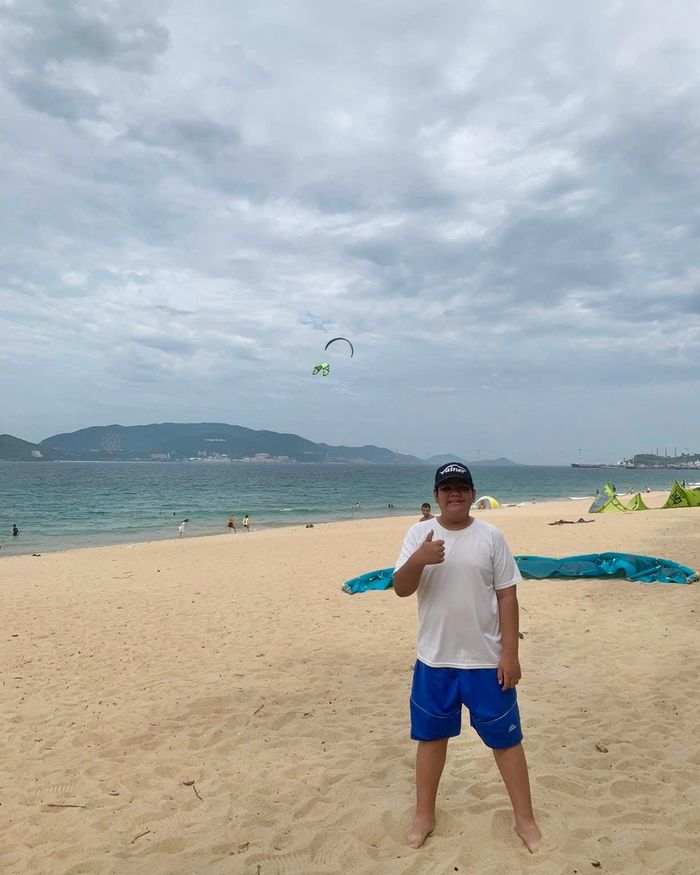 Tôi và con trai tắm biển Phan Thiết - Mũi Né và Nha Trang.