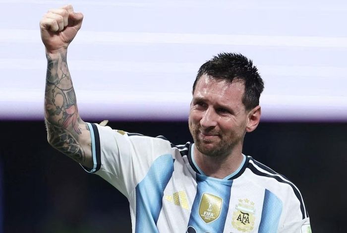 CĐV Anh khá yêu mến Messi. Ảnh: Reuters