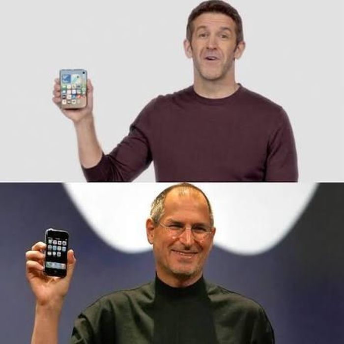  Bài giới thiệu iPhone Duo của tân CEO John Ternus gợi nhớ đến đến màn giới thiệu iPhone năm 2007 của Steve Jobs. Ảnh: X.