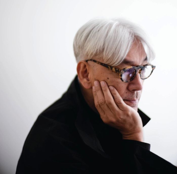  Ryuichi Sakamoto là một nhạc sĩ, nhà soạn nhạc, diễn viên và nhà hoạt động xã hội nổi tiếng. Ảnh: NEO SORA. 