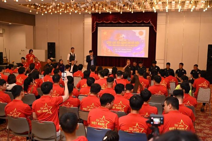 Tổng Lãnh sự Việt Nam tại Osaka Nguyễn Trường Sơn phát biểu