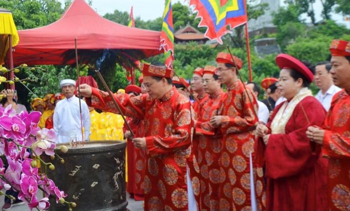 Lễ hội thu hút nhiều người dân và du khách