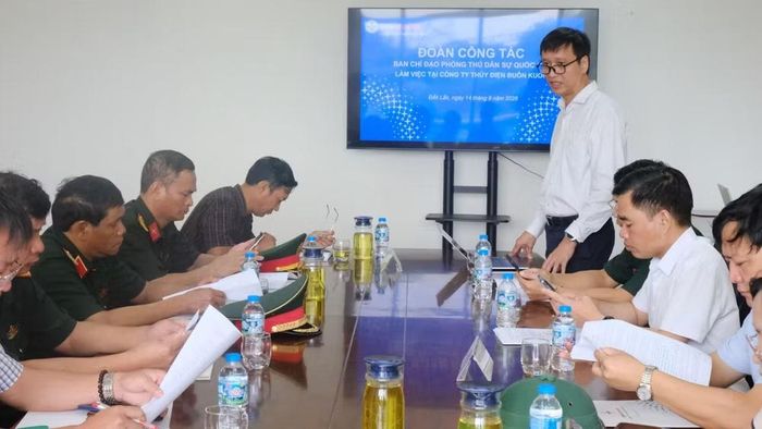 Đoàn công tác của Ban Chỉ đạo Phòng thủ dân sự quốc gia làm việc với Công ty Thủy điện Buôn Kuốp về công tác phòng, chống thiên tai và tìm kiếm cứu nạn năm 2026. (Ảnh: CTV)