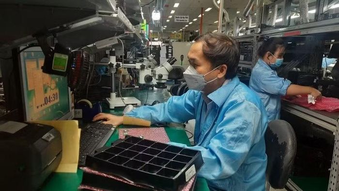 Doanh nghiệp thực hiện chuyển đổi kép để tham gia chuỗi cung ứng toàn cầu là xu hướng tất yếu. (Ảnh: CTV)