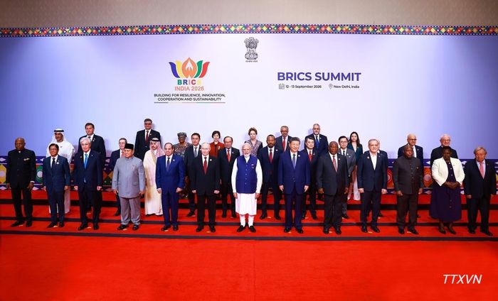 Thủ tướng Lê Minh Hưng cùng các Trưởng đoàn tham dự Hội nghị thượng đỉnh BRICS lần thứ 18 tại Ấn Độ. (Ảnh: TTXVN)