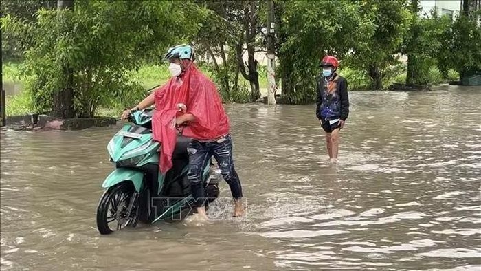 Một điểm ngập tại khu vực Suối Cái, Bình Dương trước đây. (Ảnh: TTXVN)