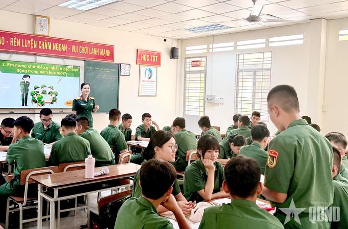  Hoạt động nhóm được triển khai hiệu quả, phát huy tinh thần chủ động của người học.