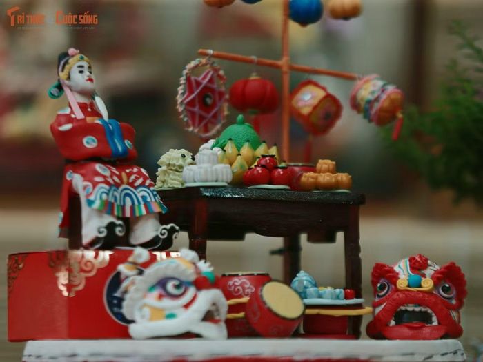 Tò he từ những cục bột vô tri được thổi hồn qua bàn tay của các nghệ nhân.