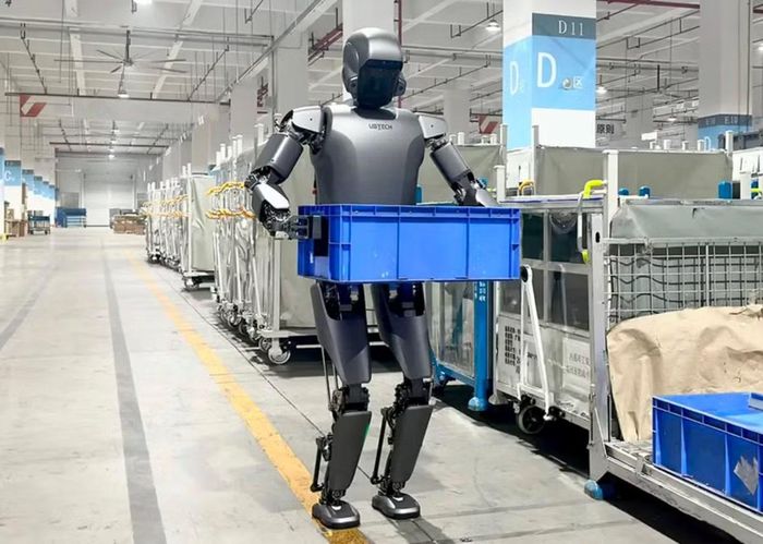 Robot hình người gây chú ý nhờ khả năng chạy, nhảy, nhưng vẫn cần thêm thời gian để chứng minh hiệu quả trong môi trường sản xuất thực tế.