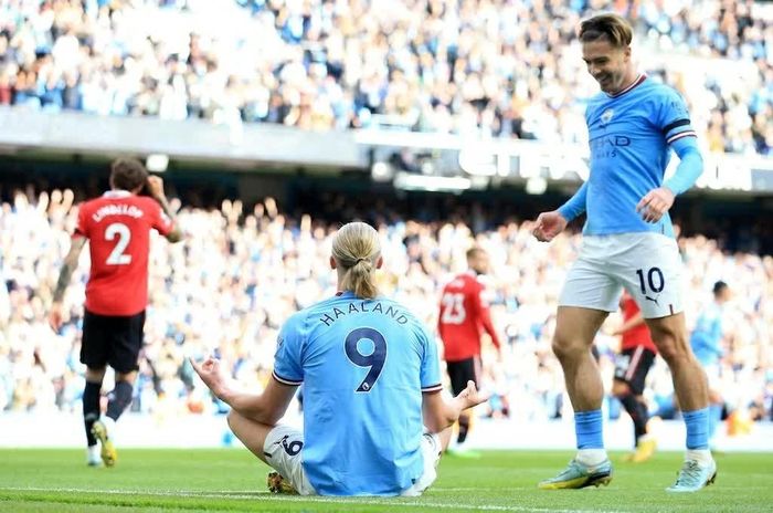 Tiền đạo Erling Haaland của Manchester City ăn mừng cú hat-trick trong trận đấu với Manchester United tại Ngoại hạng Anh trên sân Etihad ngày 2/10/2022. (Nguồn: Getty Images)