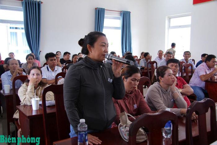 Đại diện chủ tàu cá phát biểu ý kiến. Ảnh: Văn Danh