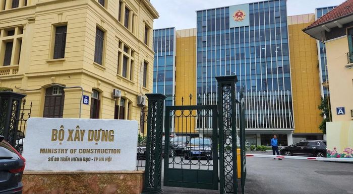Bộ Xây dựng có 22 đơn vị trực thuộc.