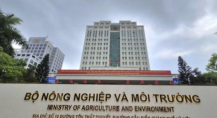 Bộ Nông nghiệp và Môi trường có 28 đơn vị trực thuộc và 44 nhóm nhiệm vụ, quyền hạn.