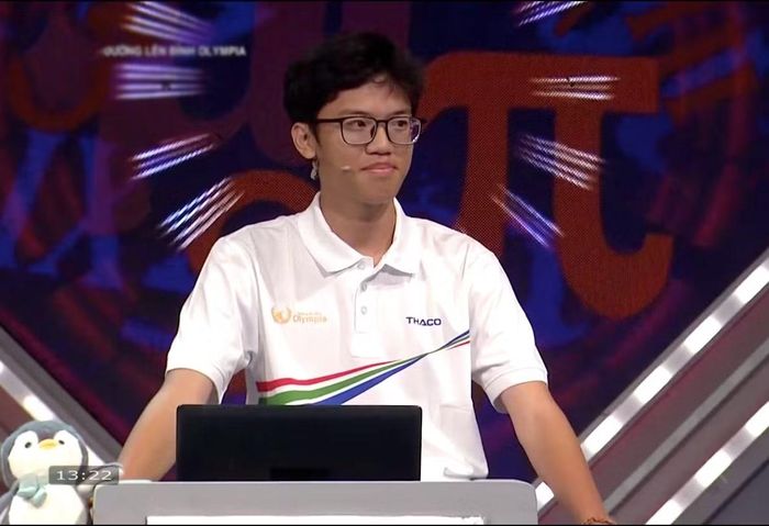 Quang Minh tại trận tuần Đường lên đỉnh Olympia.