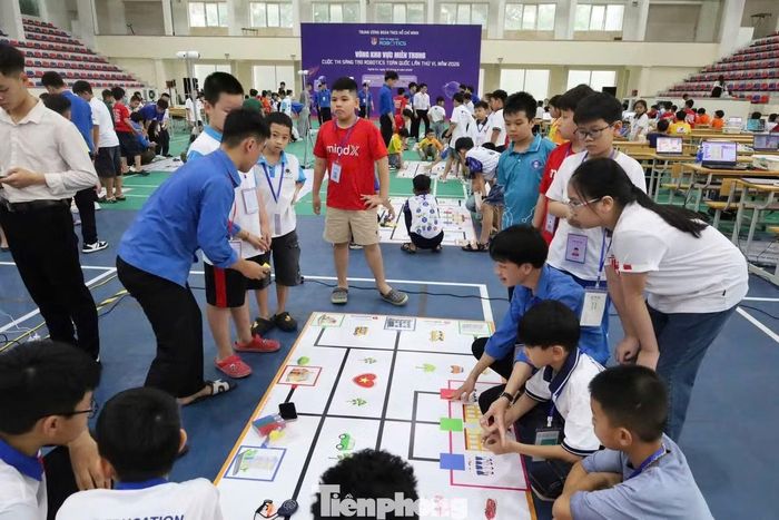 Thông qua cuộc thi, Ban Tổ chức kỳ vọng phát hiện, bồi dưỡng những học sinh có năng lực và niềm đam mê Robotics.