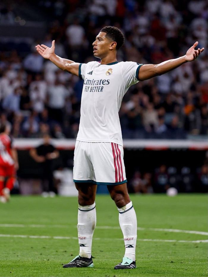 Mbappe chói sáng với cú đúp bàn thắng cùng 1 pha kiến tạo. Carreras và Bellingham cùng nhau ghi bàn - Ảnh: RMCF