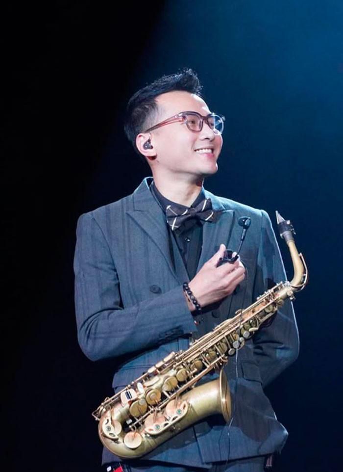 Nghệ sĩ Tùng Sax.